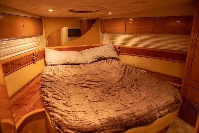 Xclusive Yatch 52ft Dubai Marina With Pick up & Drop off - Questions and Information