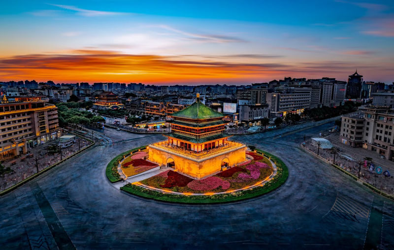 Xian Giant Wild Goose Pagoda and City Wall One-Day Tour - The pagoda and Xuanzang’s real story