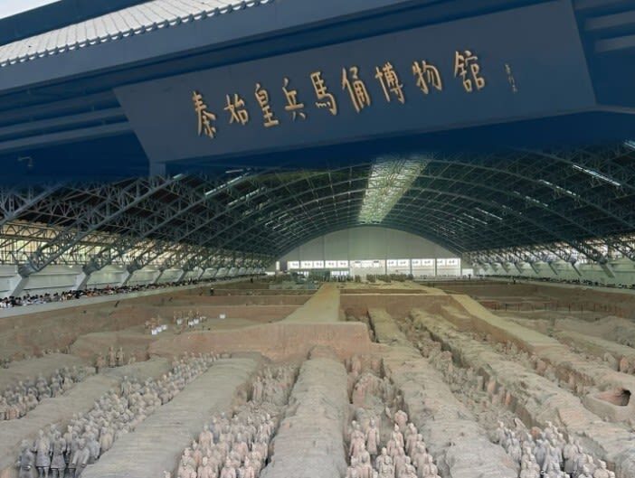 Xian Terracotta Army Group Tour Half-Day Trip (Chinese/English/Japanese/Spanish Optional) - The bronze chariots bring a different scale