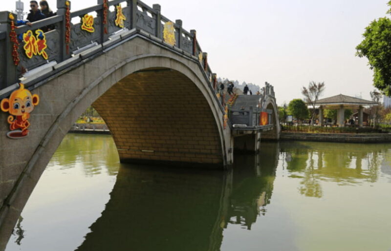 Xiamen: Private City Highlights Tour with Gulangyu Island - FAQs