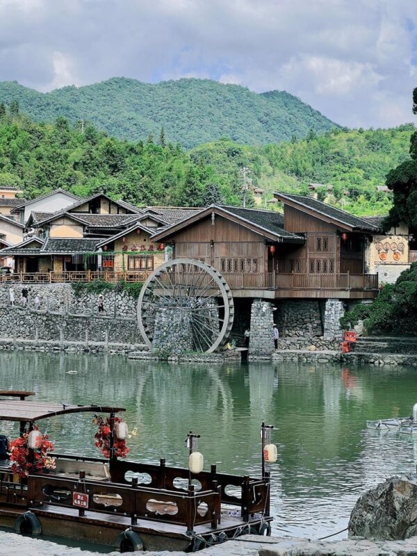 Xiamen Yunshuiyao and Tianluokeng Tulou Day Tour - A long day for two very different Fujian sights