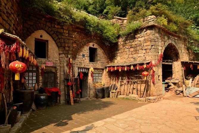 Xian Boutique Tour: Terracotta Army and Cave Dwellings - Terracotta Warriors Museum Visit