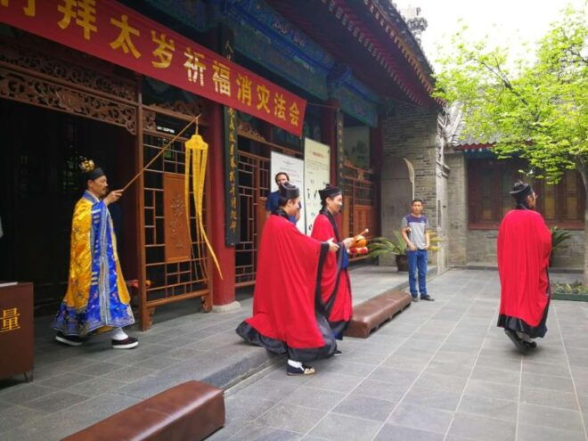 Xian: City Highlights Walking or Cycling Private Tour - Important Information and Pricing