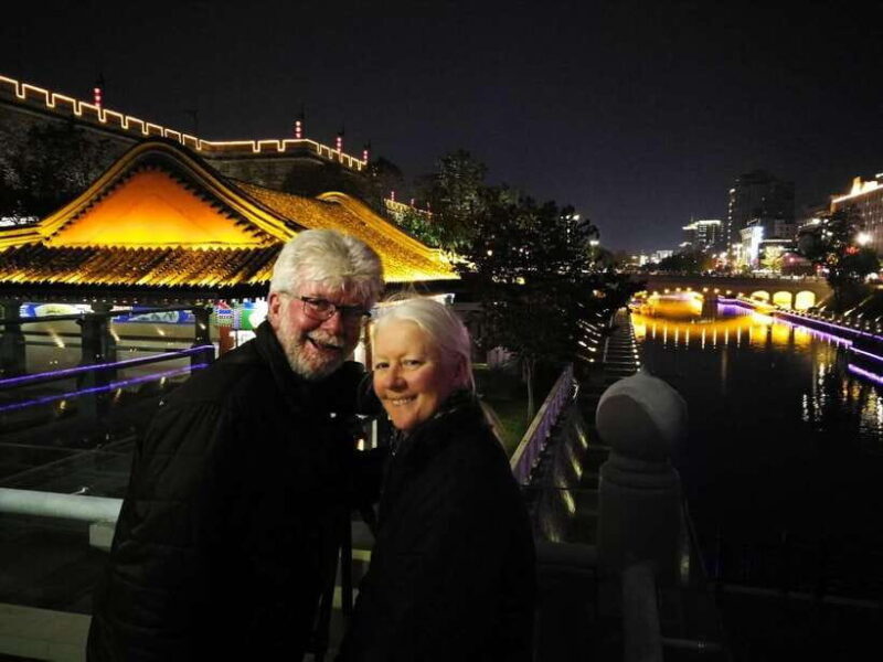 Xi'an: City Wall & Old Town Walking Tour w/ 10+ Food Tasting - How the Tour Feels in Practice