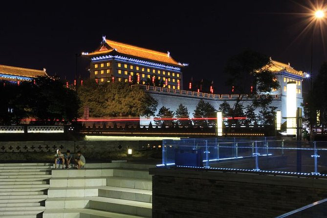 Xian Evening Tour: South Gate Square, Fountain Show Square - Good To Know