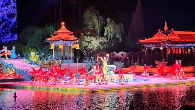Xian: Guided Day Tour to Huaqing Palace & Terracotta Army - Itinerary