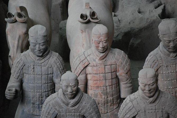 Xian Private Day Tour With Airport Transfer: Terracotta Warriors and City Wall - Itinerary Details