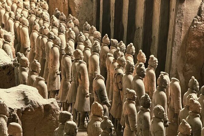 Xian Private Day Tour:Terracotta Army, City Wall, Pagoda&Pottery - Detailed Tour Breakdown