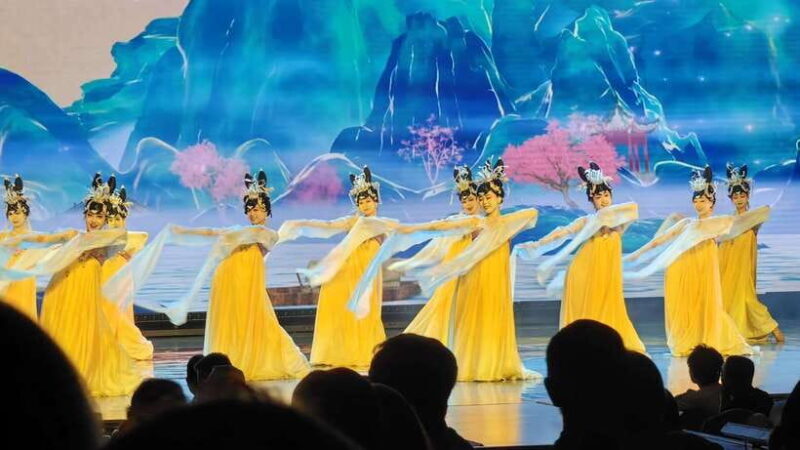 Xi'an Terracotta Army, Dumpling Dinner & Tang Dynasty Show - What We Like and What to Consider