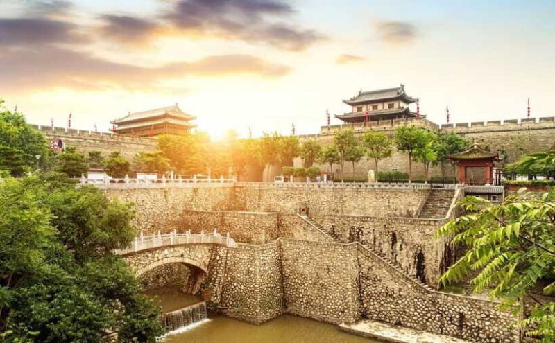 Xi'an: Terracotta Warriors, City Wall, and Muslim Quarter - Who Would Enjoy This Tour?
