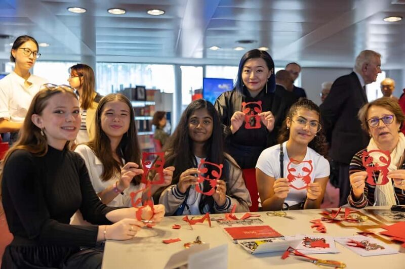 Xian: Terracotta Warriors & Paper-Cutting Private Tour - What Makes This Tour Stand Out?