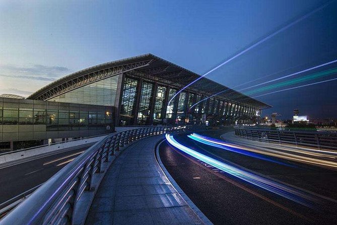 Xian Xianyang Airport to Hotels:Private Transfer With Meet & Great Service - Service Details