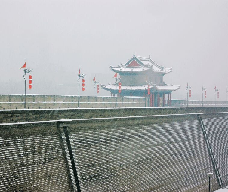 XianCity Wall Multi-Entry or Night Food Tour with Show - Practical Details and Tips