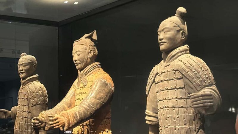 Xi'an:Terracotta Army Guided Tour by Expert Guide w/Transfer - An In-Depth Look at the Tour Experience
