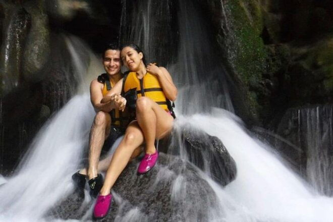 Xilitla: Bridge of God and Hacienda Gómez Tour - Comprehensive Included Services Overview