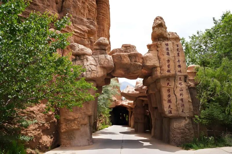 Xining: Ashigong Colorful Peaks & Yellow River Day Trip - An In-Depth Look at the Tour Experience