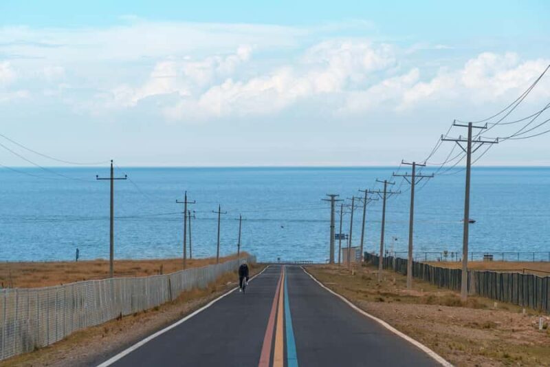 Xining: Qinghai Lake Private Day Tour with Bike Ride - Good To Know