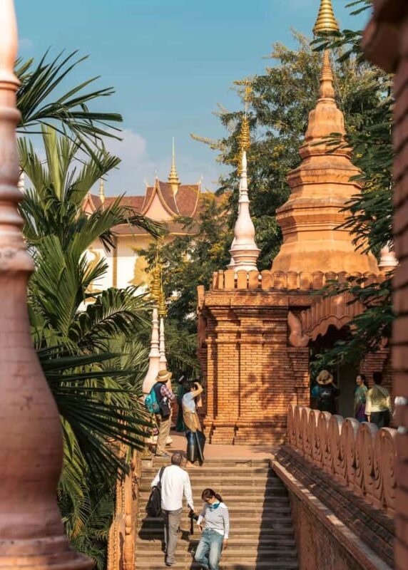 Xishuangbanna: Dai Temple, Tradition, Tie-Dye & Night Market - Good To Know