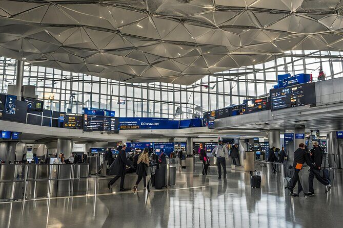XL Mini Van from EWR Airport to Cape Liberty Cruise Terminal - Who Is This Service Best For?