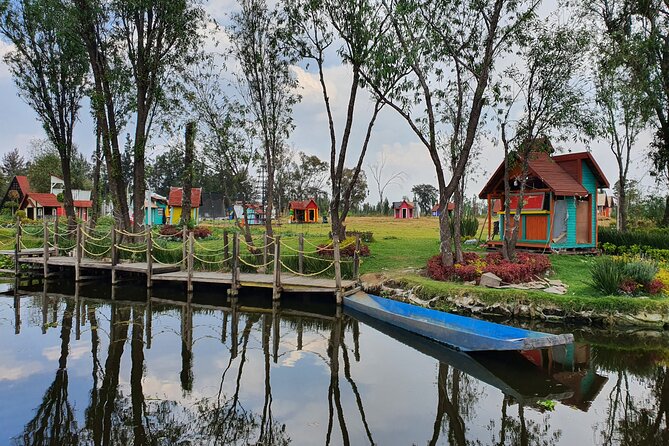 Xochimilco All Inclusive, Private Tour With Food and Transportation - Premium Transportation Service