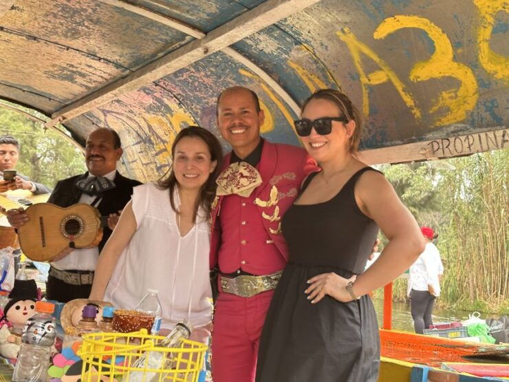 Xochimilco: Boat Tour With Ambystoma Mexicanum Sanctuary - Experience Highlights