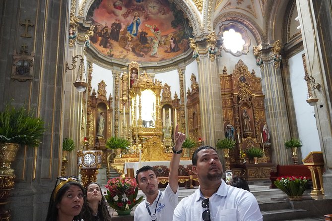 Xochimilco, Coyoacán and Frida Kahlo Museum Private Tour - Xochimilco Boat Ride