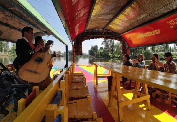 Xochimilco: Fiesta in Trajinera and Coyoacan Tour - Exploring Coyoacan