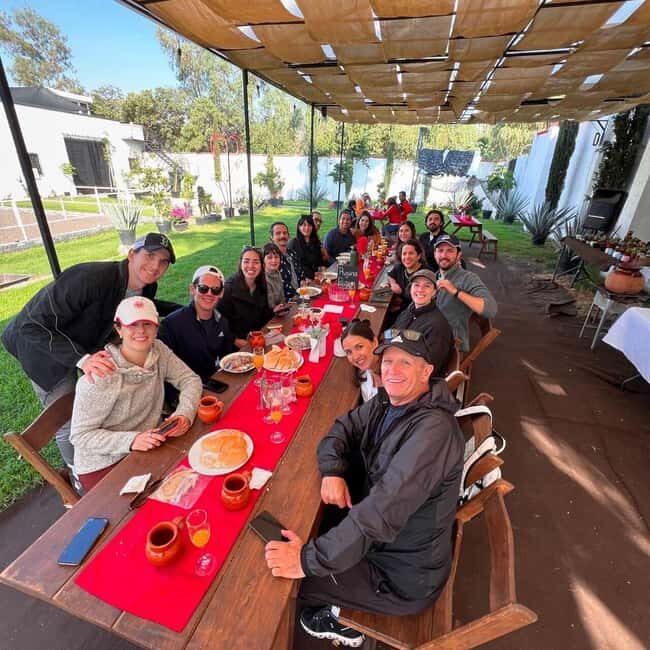 Xochimilco: Kayak ride at sunrise with breakfast - Discovering Xochimilco at Dawn