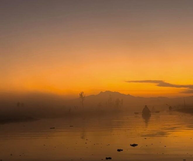 Xochimilco Trajinera Sunrise Tour: Volcano Views & Breakfast - Recommended Items