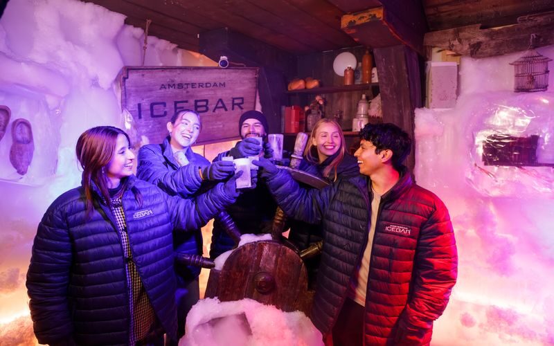 Xtracold Icebar Amsterdam Ticket with free drinks - Who will enjoy Xtracold Icebar most