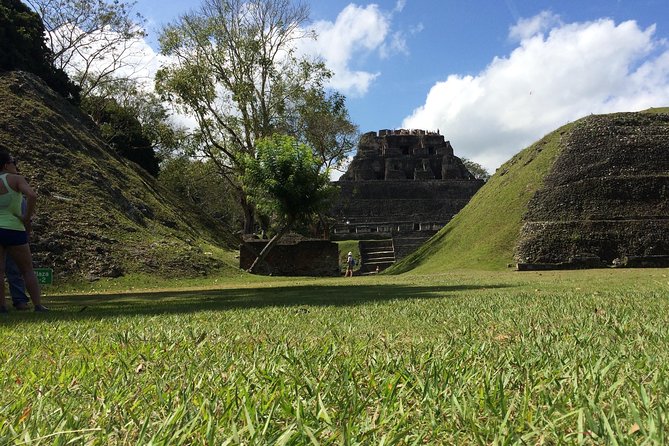 Xunantunich Adventure: Explore Mayan Ruins and Caves - Tour Overview and Itinerary