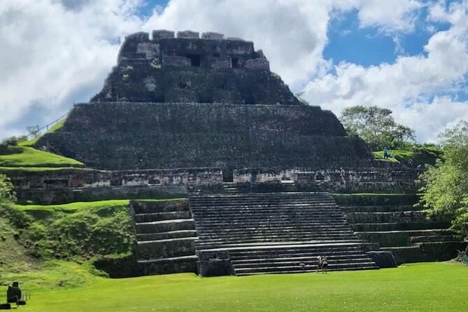 Xunantunich Mayan Ruins Half-Day Tour From Belize City - Reviews Summary