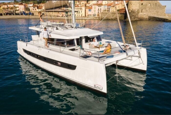 Yacht Catamaran Trip to the Lavezzi Islands - Departure Points and Schedule