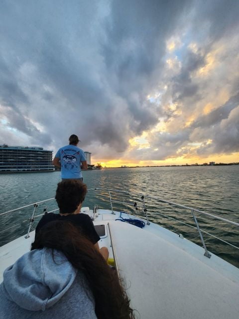 Yacht Cruise Biscayne Bay, Miami Beach and Sand Bar. 40Ft - Activity Details