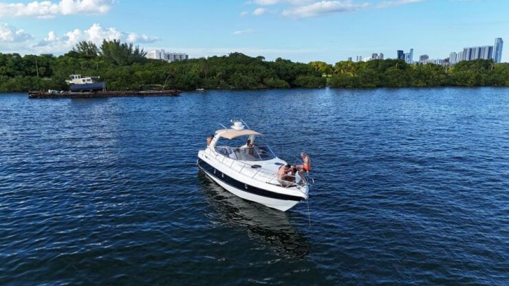 Yacht in Miami for Up to 12 People All-Inclusive - Free Cancellation and Payment Flexibility