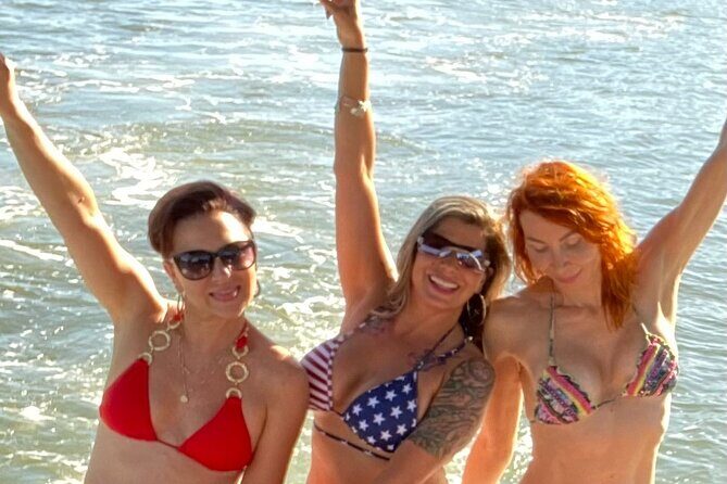 Yacht party cruise in St. Petersburg to Shell Key - The Sum Up