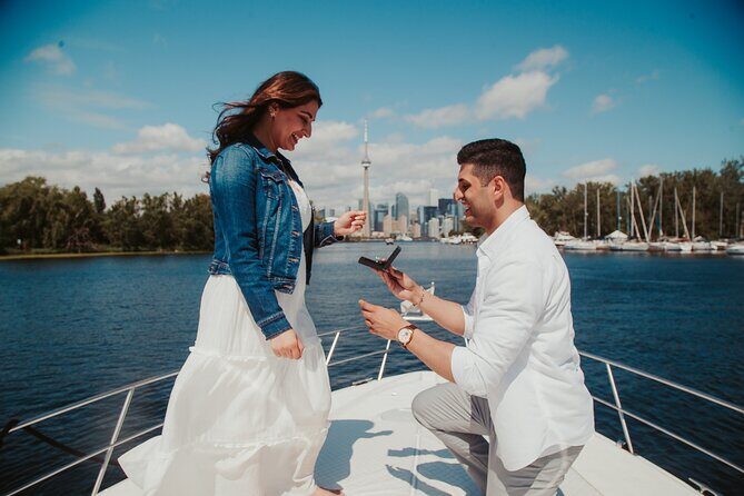 Yacht Proposal Package with decoration and Prosecco (2 hours) - Good To Know