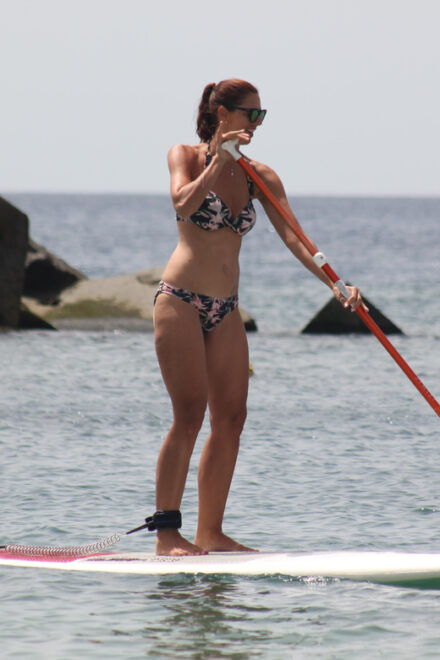 Yaiza: Playa Flaming Stand-up Paddleboard Lesson - What to Bring