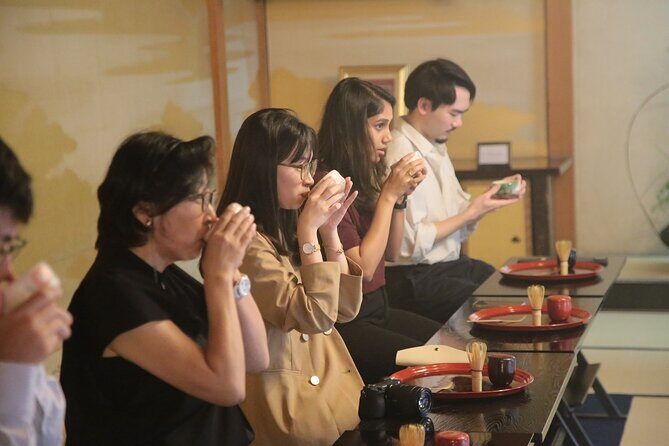 Yamanaka Lacquerware Elegant Tea Ceremony in Samurai Residence - What Reviewers Say