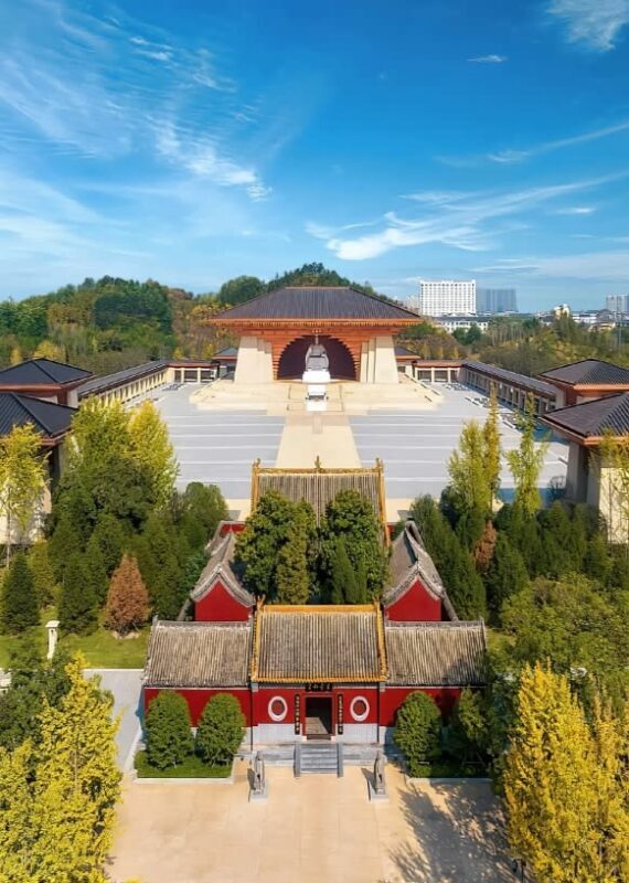 Yanan Hukou Waterfall & Mausoleum of the Yellow Emperor One-Day Tour - Practical details to confirm