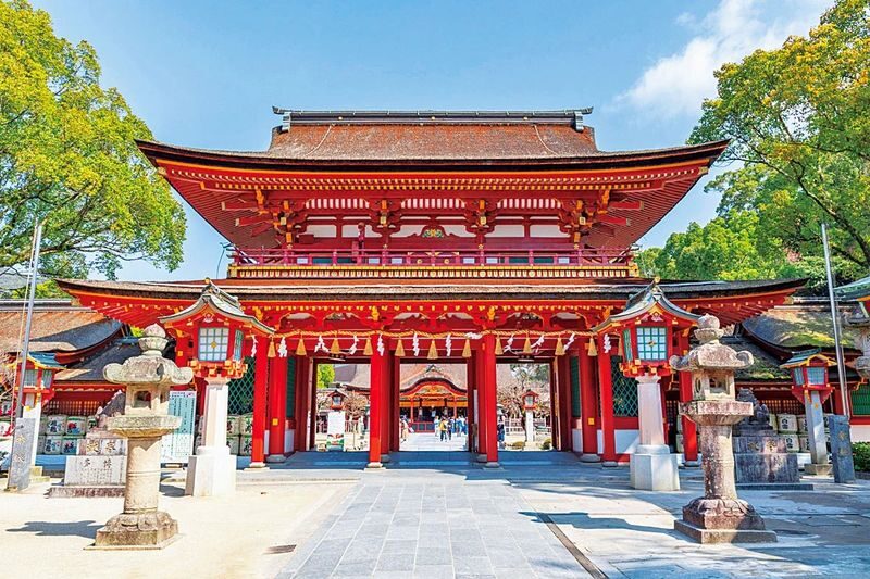 Yanagawa & Itoshima Day Tour - Should you book the Yanagawa and Itoshima day tour?