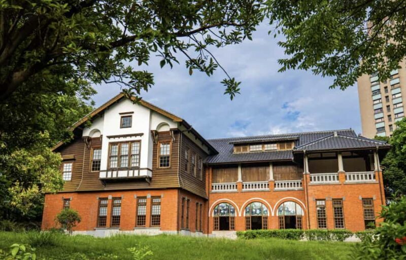 Yangmingshan & Beitou Geothermal Wonders Day Tour - Frequently Asked Questions