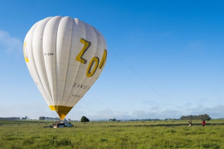 Yarra Valley: Hot Air Balloon With Breakfast & CBD Transfers - Booking Information and Ratings