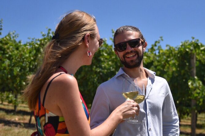 Yarra Valley Luxe Private Tour With Champagne Brunch - Vineyard Visits and Wine Tasting