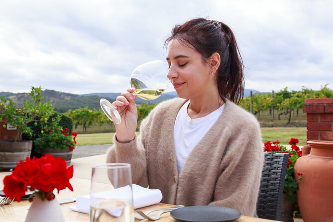 Yarra Valley Premium Tour Inc Lunch and Cheese and Wine Pairing at De Bortoli - Personalized Wine Experience