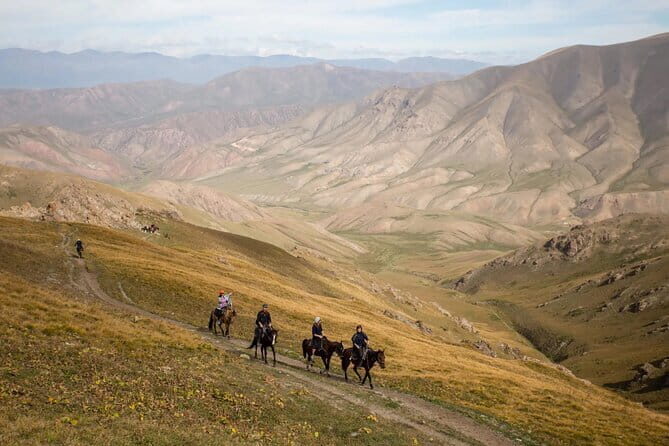 Year-Round Adventure: 3 Days Horse Trek to Song Kul Lake - A Deep Dive into the 3-Day Horse Trek