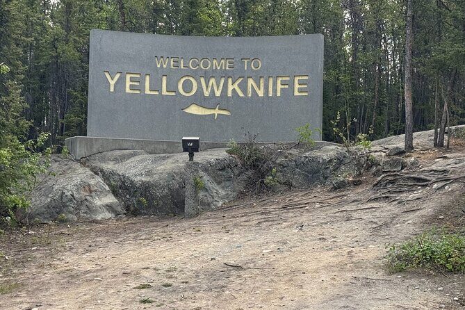 Yellowknife Sightseeing City Tour - Good To Know