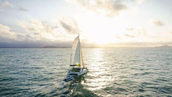 Yeppoon: Keppel Islands Luxury Sail and Snorkel Day Tour - Full Description