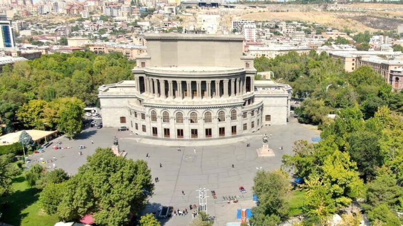 Yerevan: City Highlights Layover Tour from Zvartnots Airport - Exploring the Tour in Detail