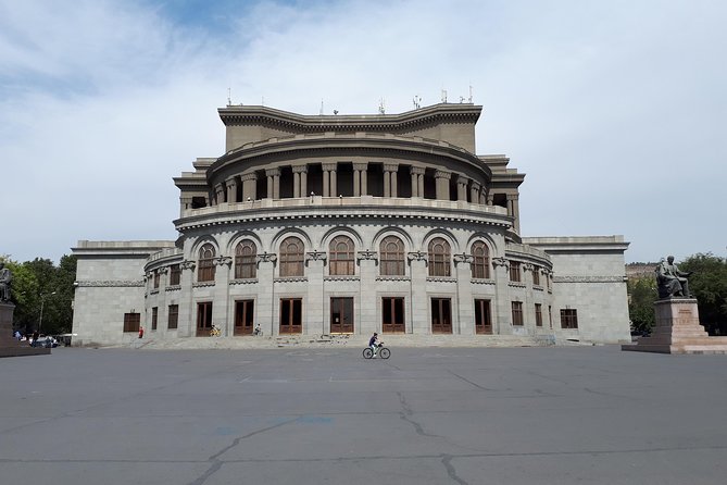 Yerevan City Walking Tour W/Brunch - Pricing and Refund Policy